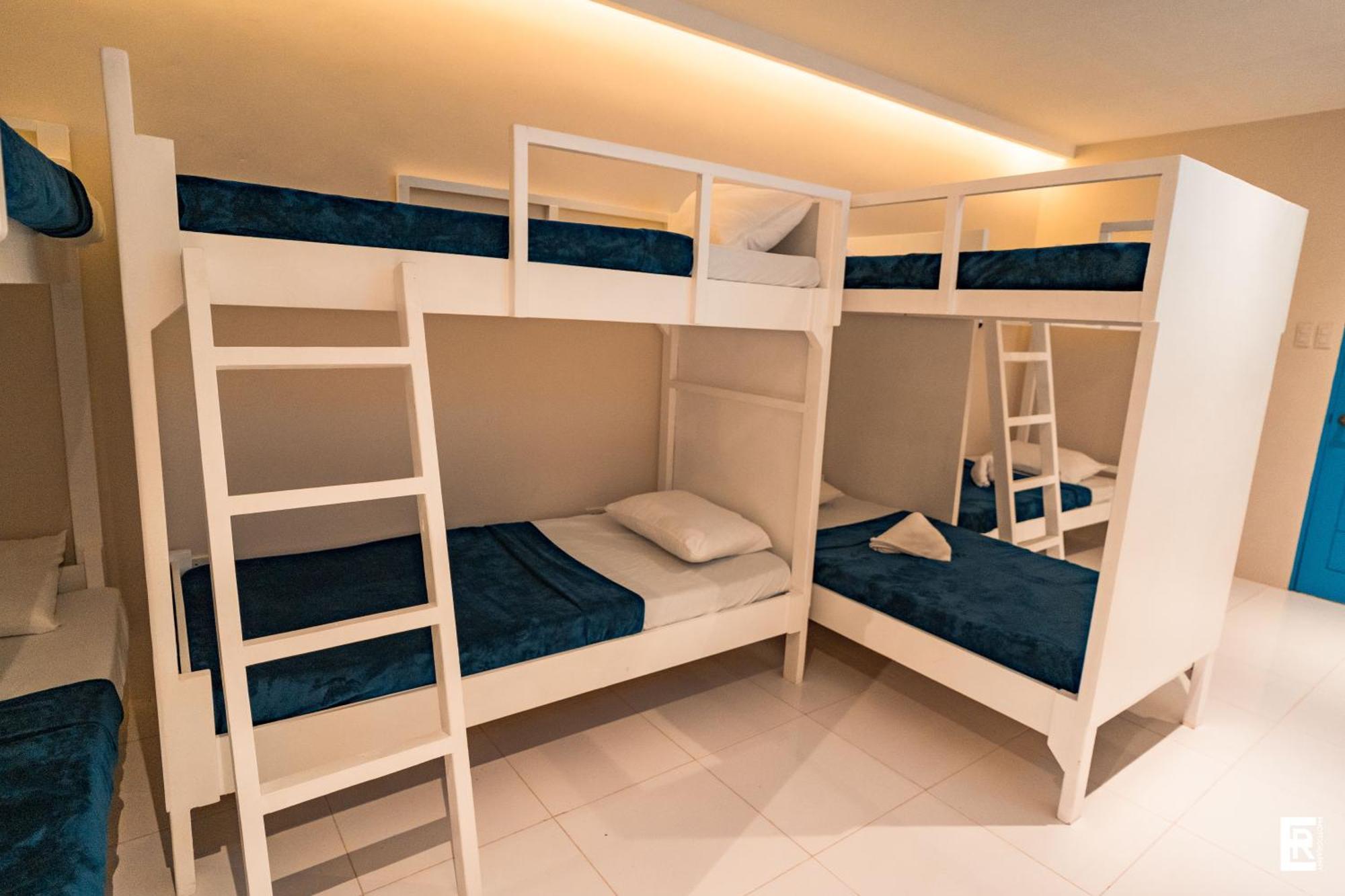 Bernese Resort Hotel Powered By Cocotel Ligao Δωμάτιο φωτογραφία